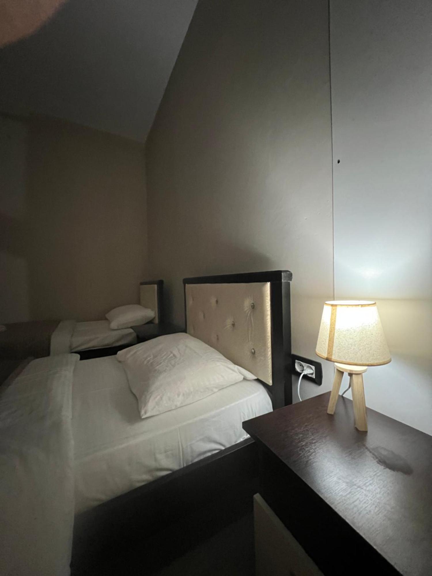 Guesthouse Villa Gurra 세스 외부 사진