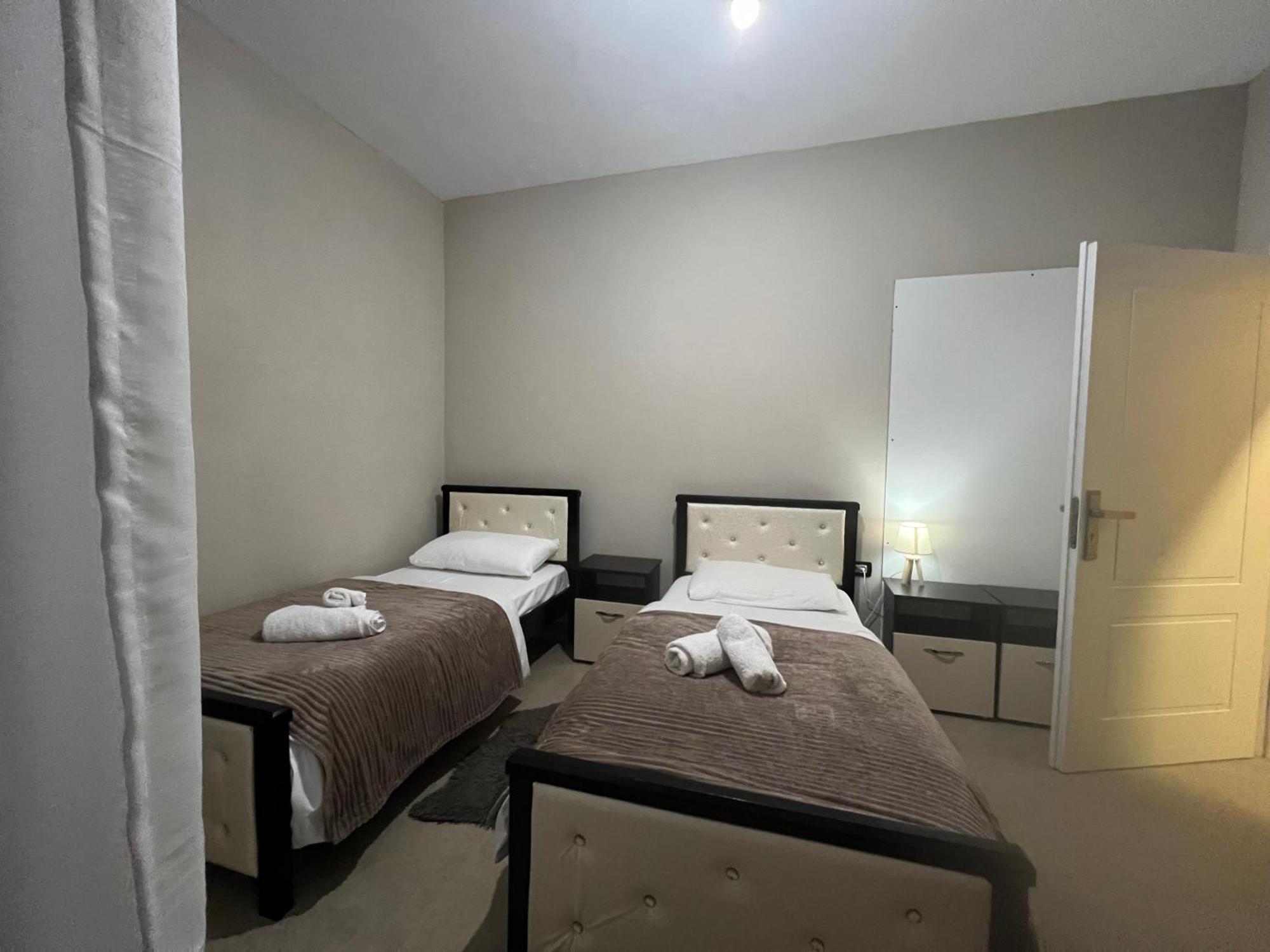 Guesthouse Villa Gurra 세스 외부 사진